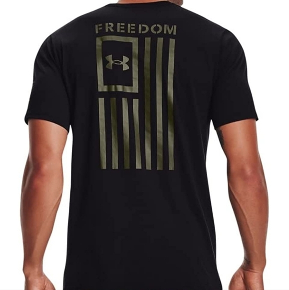 Under Armour Other - Under armor men's Activewear freedom flag tee